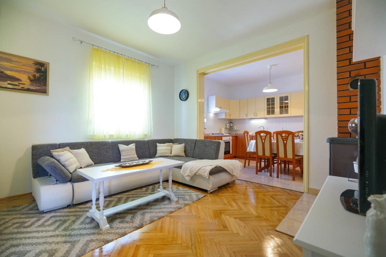 זאדאר Apartment Jardin With Free Cowered Parking מראה חיצוני תמונה